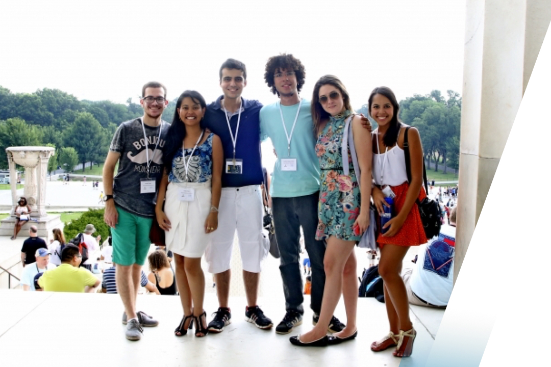 Students posed at the monuments
